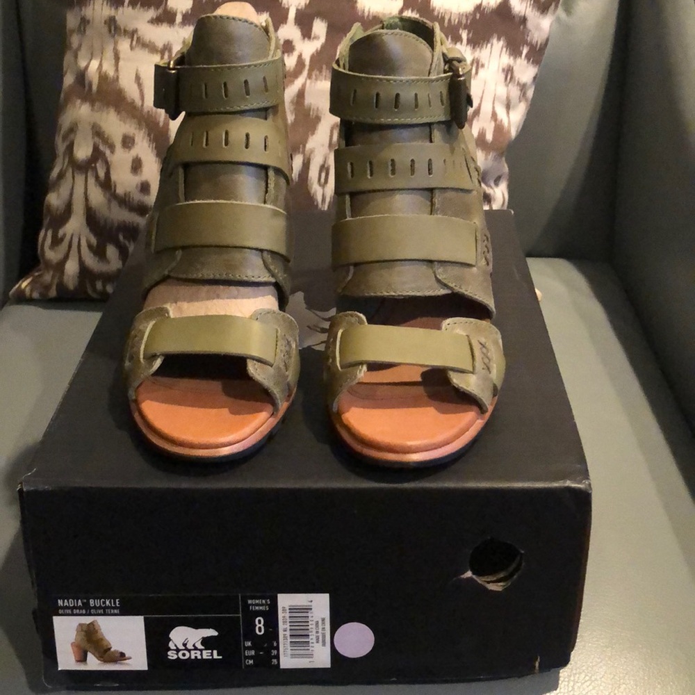 Nadia Buckle Heel